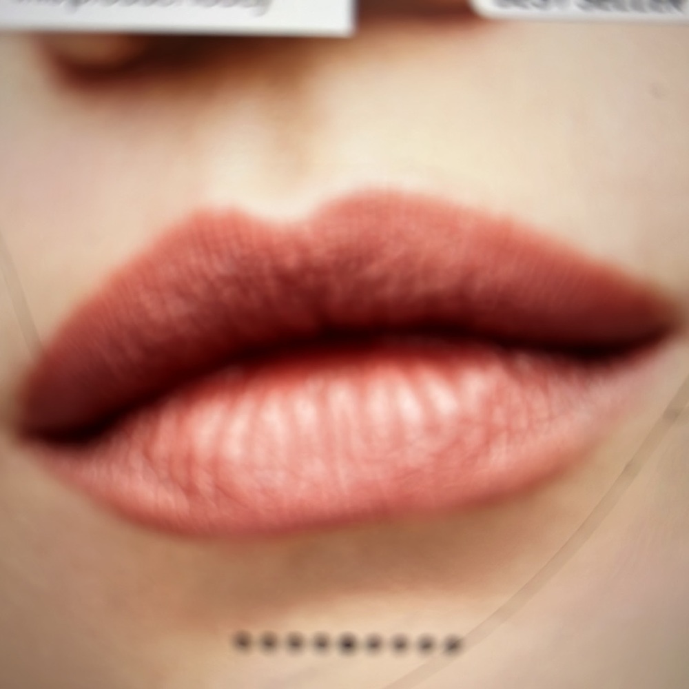 MAC cosmetics velvet teddy matte lipstick mini 🤩 NEW
